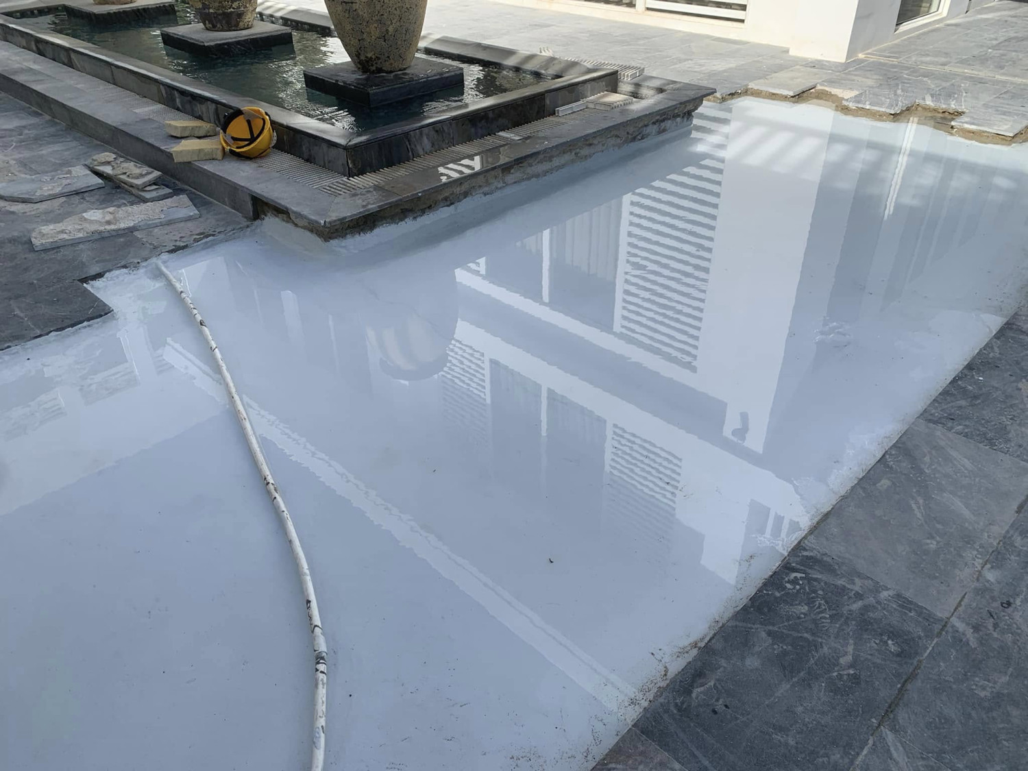 Cấu tạo của hệ thống chống thấm tạo màng 