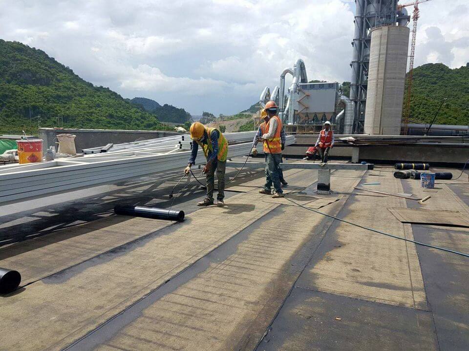 So sánh chống thấm tạo màng với các phương pháp khác